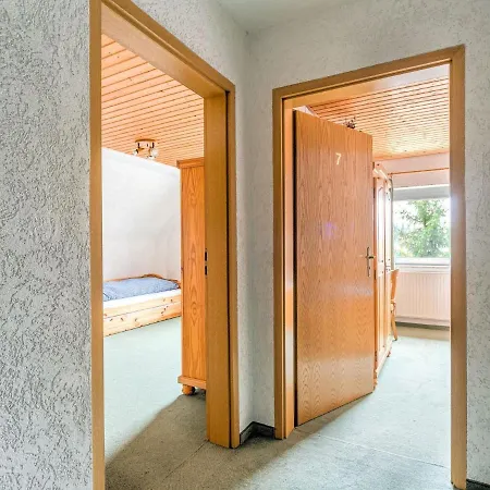 アパート Modern In Tabarz/thuringer Wald With Garden ブロターオーデ