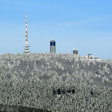 アパート Modern In Tabarz/thuringer Wald With Garden ブロターオーデ