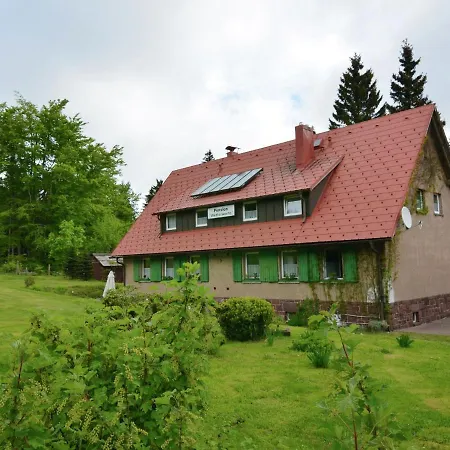Modern In Tabarz/thuringer Wald With Garden